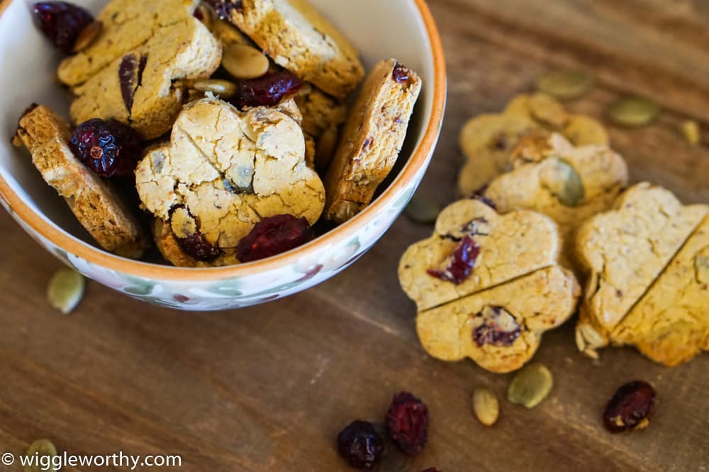 Turkey Pumpkin Dog Treats - Pawsome Recipes